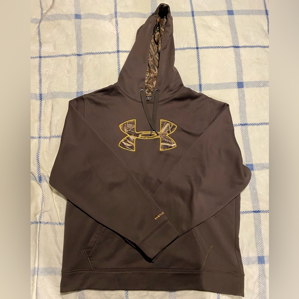 Men’s under armour hoodie